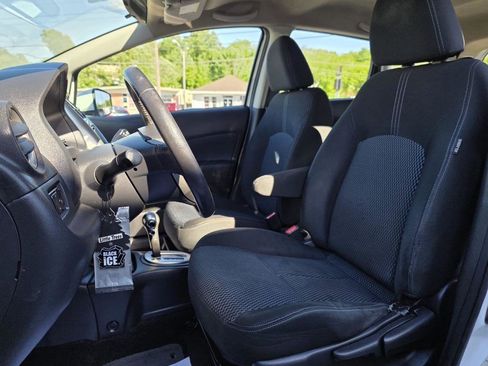 Used 2016 Nissan Versa Note SV image 19