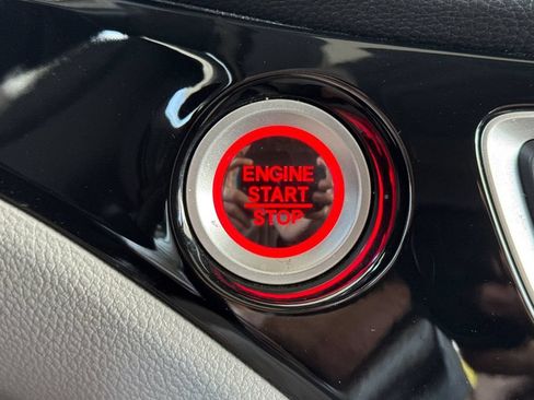 Certified 2021 Honda Pilot Elite image 30