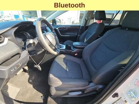 Used 2023 Toyota RAV4 LE image 10