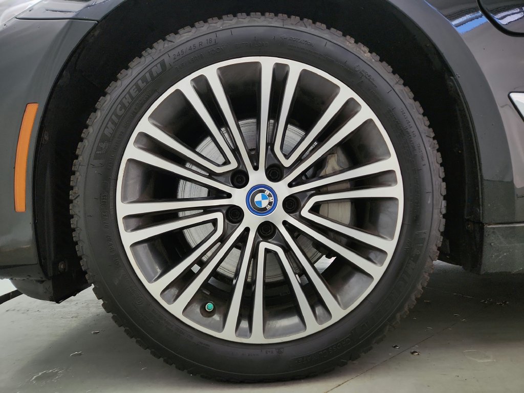 Used 2018 BMW 530e xDrive AWD/4WD image 41