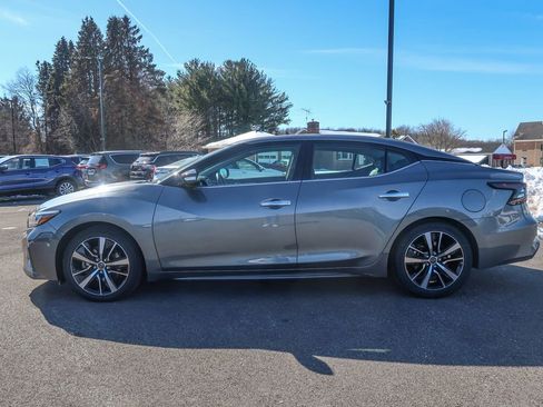 Used 2023 Nissan Maxima SV w/ Floor Mat Group image 3