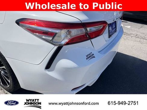 Used 2020 Toyota Camry SE image 10