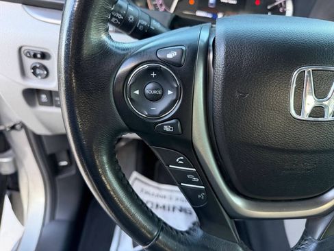 Used 2017 Honda Ridgeline RTL-T image 21