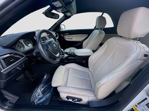 Used 2016 BMW 228i Convertible image 18