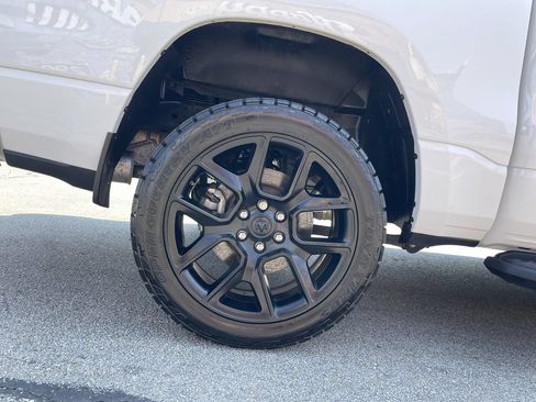 Used 2023 RAM 1500 Laramie AWD/4WD image 12