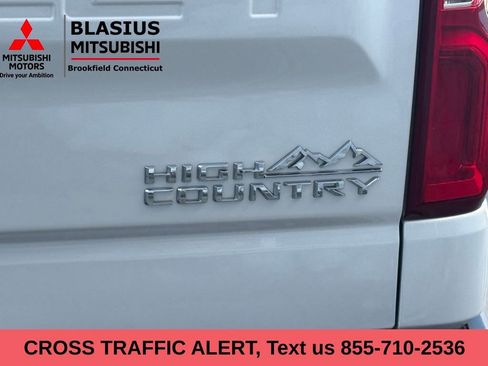Used 2023 Chevrolet Silverado 1500 High Country w/ High Country Premium Package image 16