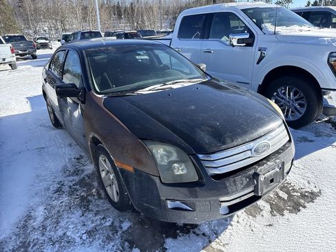 Used 2006 Ford Fusion SE image 2