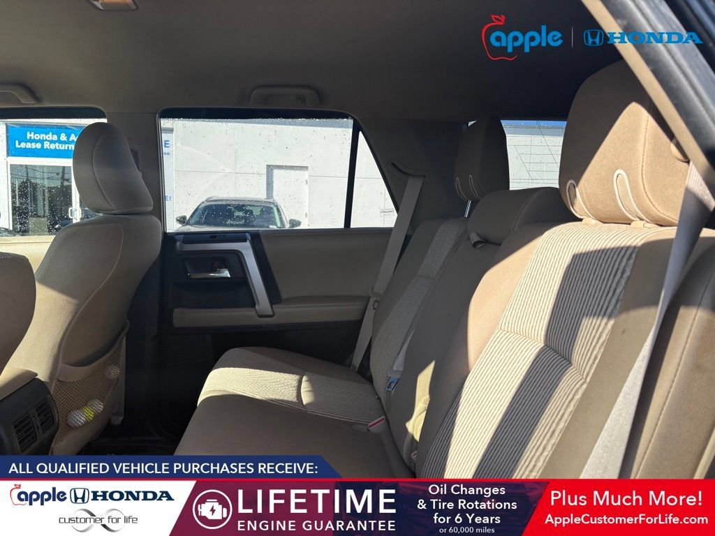 Used 2014 Toyota 4Runner SR5 AWD/4WD image 5