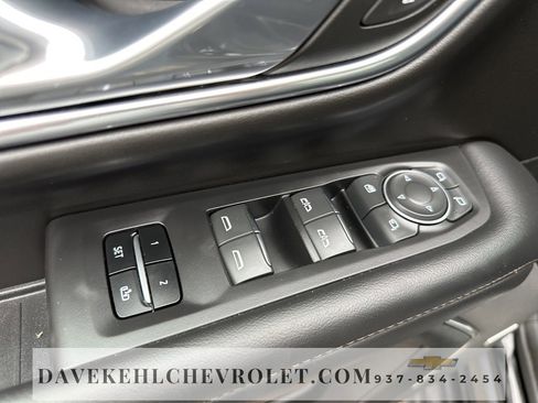 Certified 2024 Chevrolet Suburban High Country image 9