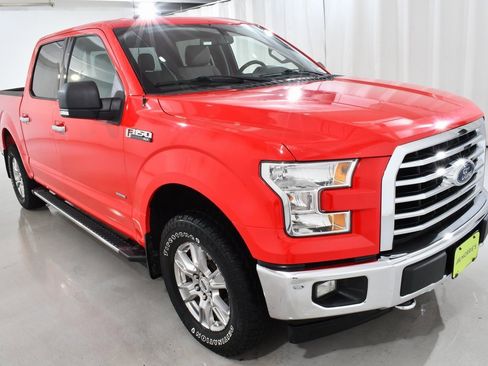Used 2017 Ford F150 XLT w/ Equipment Group 302A Luxury image 5