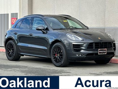 Used 2018 Porsche Macan GTS image 1