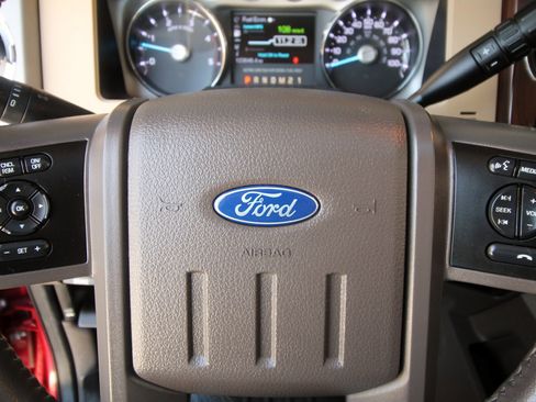 Used 2016 Ford F250 Lariat w/ Lariat Ultimate Package image 28