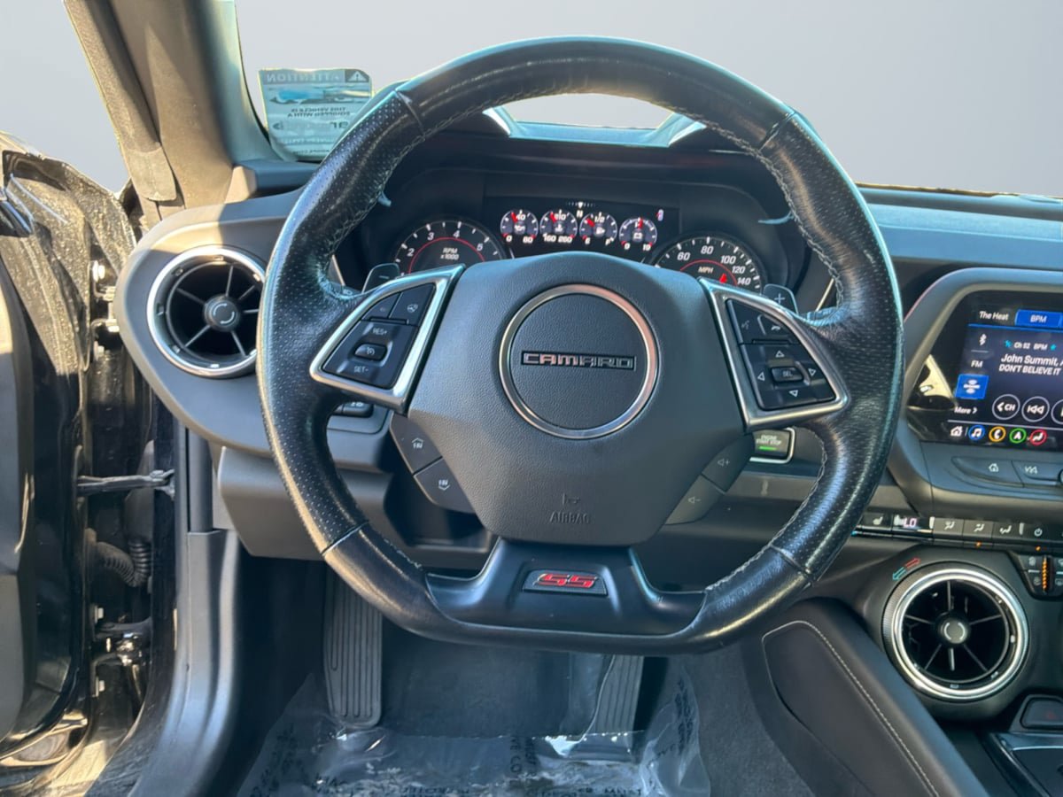 Used 2020 Chevrolet Camaro SS RWD image 11