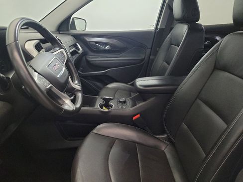 Used 2022 GMC Terrain SLT image 17