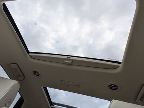 Used 2024 Buick Enclave Avenir w/ Avenir Technology Package FWD image 13