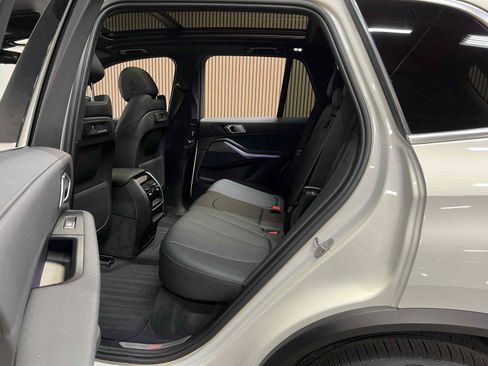 Used 2022 BMW X5 sDrive40i w/ Parking Assistance Package RWD image 27