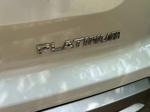Used 2024 Nissan Pathfinder Platinum w/ Cargo Package FWD image 10