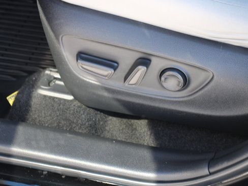 Certified 2022 Toyota RAV4 XLE image 12