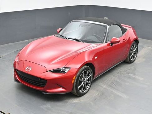 Used 2016 MAZDA MX-5 Miata Grand Touring image 15
