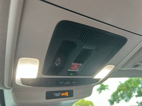 Used 2023 Honda Accord EX image 27