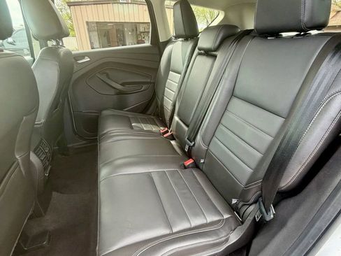 Used 2015 Ford Escape SE w/ Equipment Group 201A AWD/4WD image 23