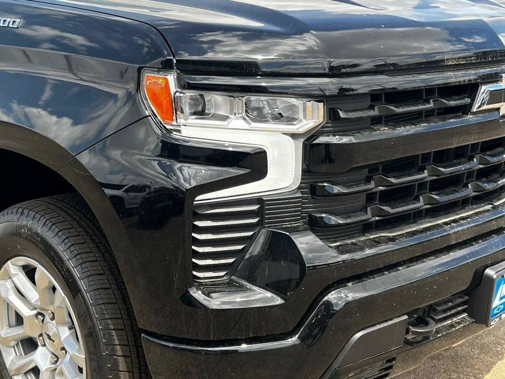 New 2026 Chevrolet Silverado 1500 RST RWD image 6