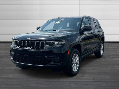 New 2026 Jeep Grand Cherokee Laredo X AWD/4WD image 8