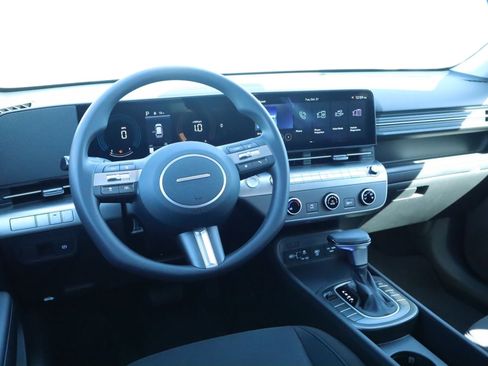 New 2026 Hyundai Kona SE image 10