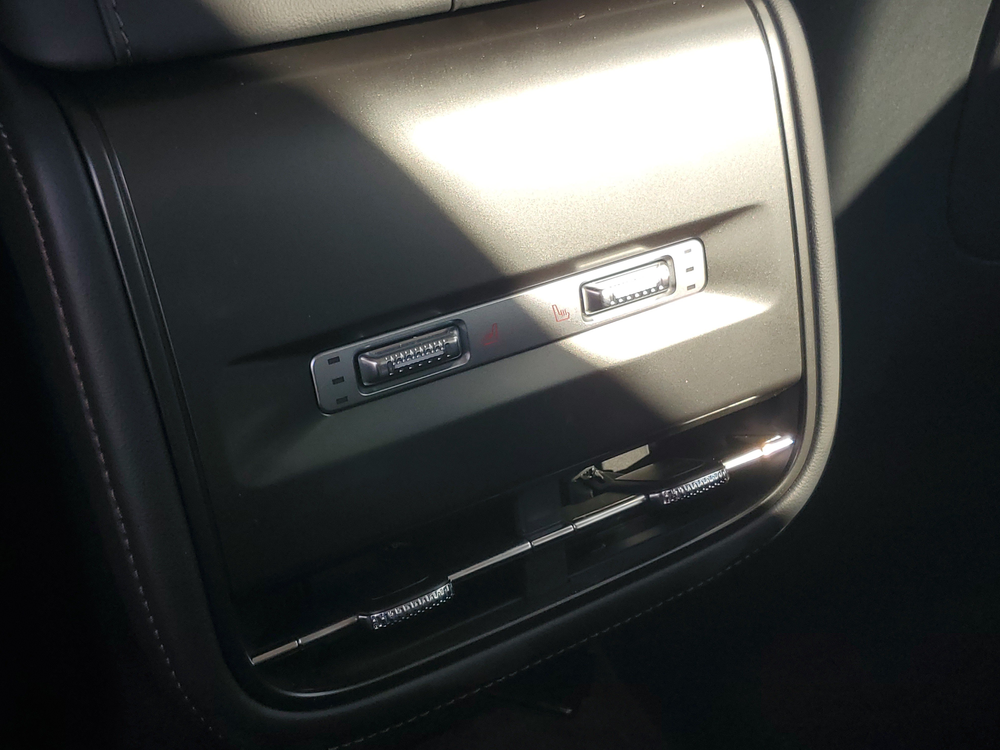 New 2026 Lincoln Nautilus Premier w/ Equipment Group 102A AWD/4WD image 30