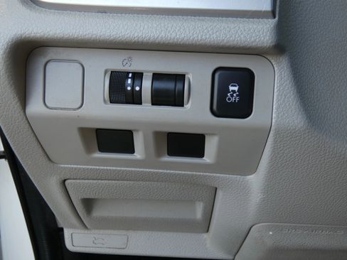 Used 2016 Subaru Forester 2.5i w/ Alloy Wheel Package image 70