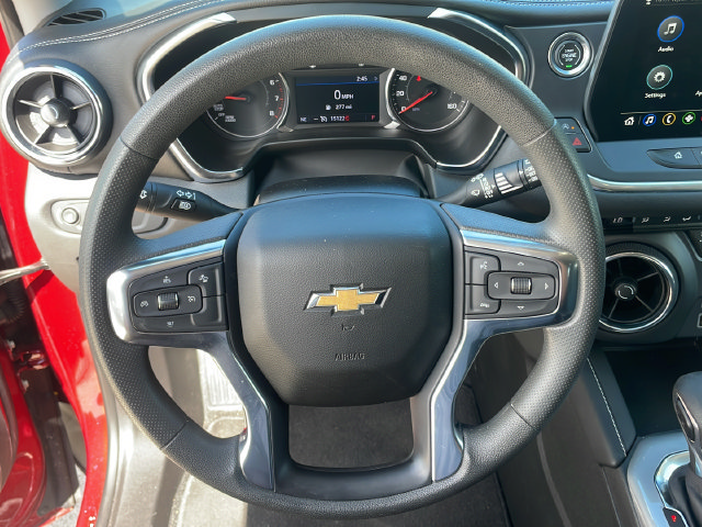 Used 2023 Chevrolet Blazer LT FWD image 22