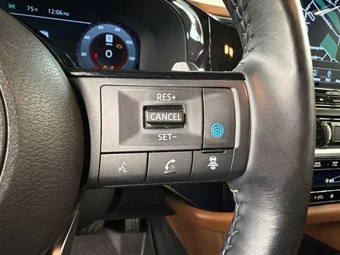 Used 2024 Nissan Pathfinder Platinum w/ Cargo Package AWD/4WD image 17