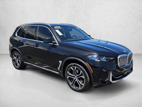Used 2026 BMW X5 xDrive40i AWD/4WD image 3