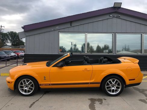 Used 2009 Ford Mustang Shelby GT500 RWD image 11