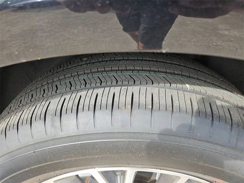 Used 2024 Genesis GV80 2.5T image 26