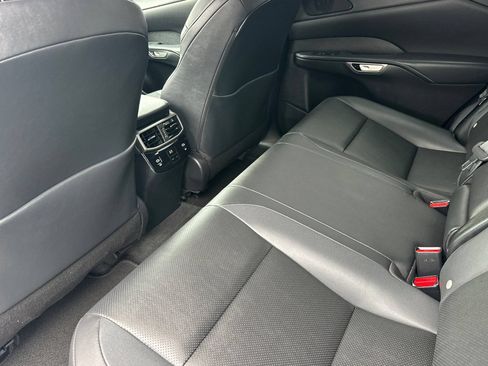 Used 2024 Lexus RX 350 Premium w/ Convenience Package AWD/4WD image 9