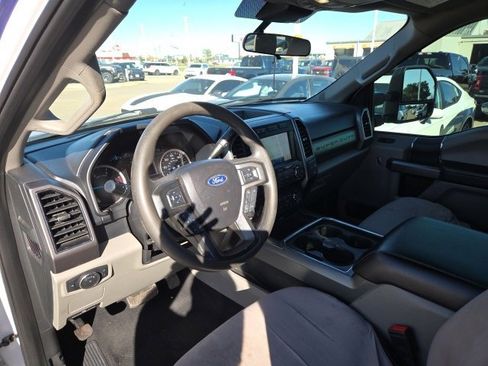 Used 2020 Ford F250 XLT w/ FX4 Off-Road Package image 8