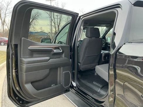 Used 2022 Chevrolet Silverado 1500 RST image 21