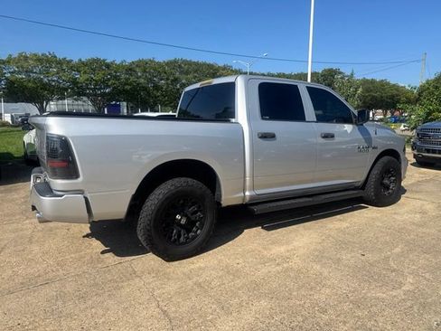 Used 2014 RAM 1500 Express AWD/4WD image 5