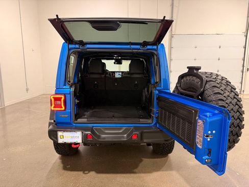 Used 2021 Jeep Wrangler Unlimited Rubicon AWD/4WD image 9