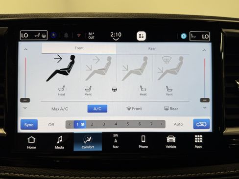 Used 2026 Chrysler Pacifica Limited AWD/4WD image 9