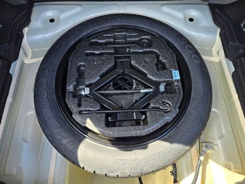 Used 2019 Kia Stinger Premium image 23