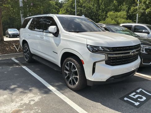 Used 2022 Chevrolet Tahoe RST w/ Luxury Package RWD image 5