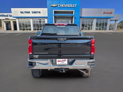 New 2026 Chevrolet Silverado 2500 LTZ w/ LTZ Convenience Package image 9