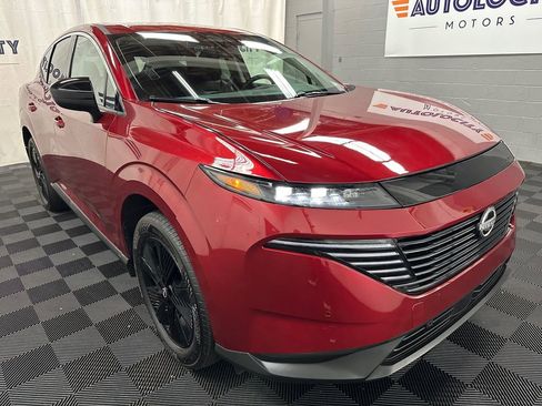 Used 2025 Nissan Murano SV AWD/4WD image 2