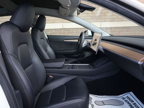 Used 2023 Tesla Model 3 Standard Range RWD image 27