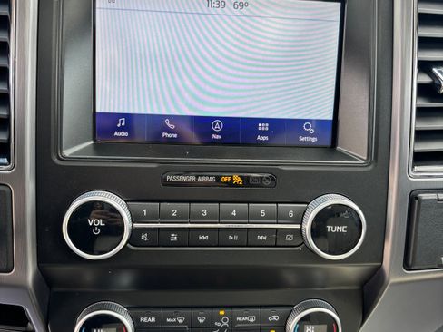 Used 2021 Ford Expedition Max Platinum RWD image 20