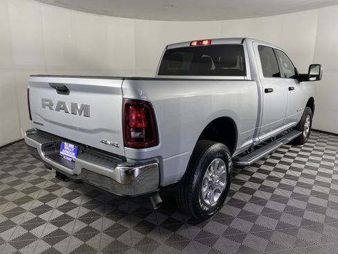 Used 2026 RAM 2500 Big Horn AWD/4WD image 7