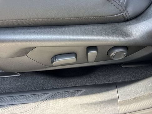 Certified 2026 Subaru Outback Premium AWD/4WD image 12
