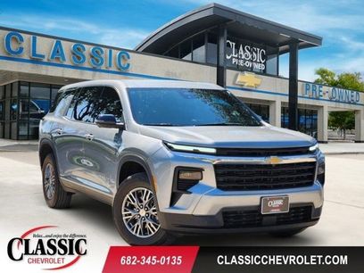 Used 2024 Chevrolet Traverse LS